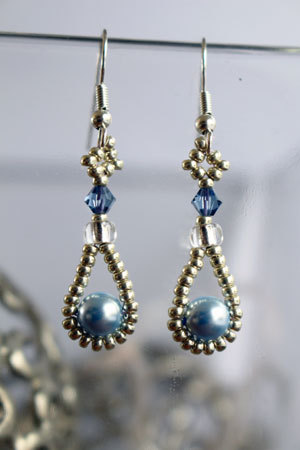 Tutorial for earrings 'Pearl Drop' - English